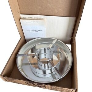 Vintage 1962 Chicago Metallic 9" Checkerboard Cake Pan Set #2400